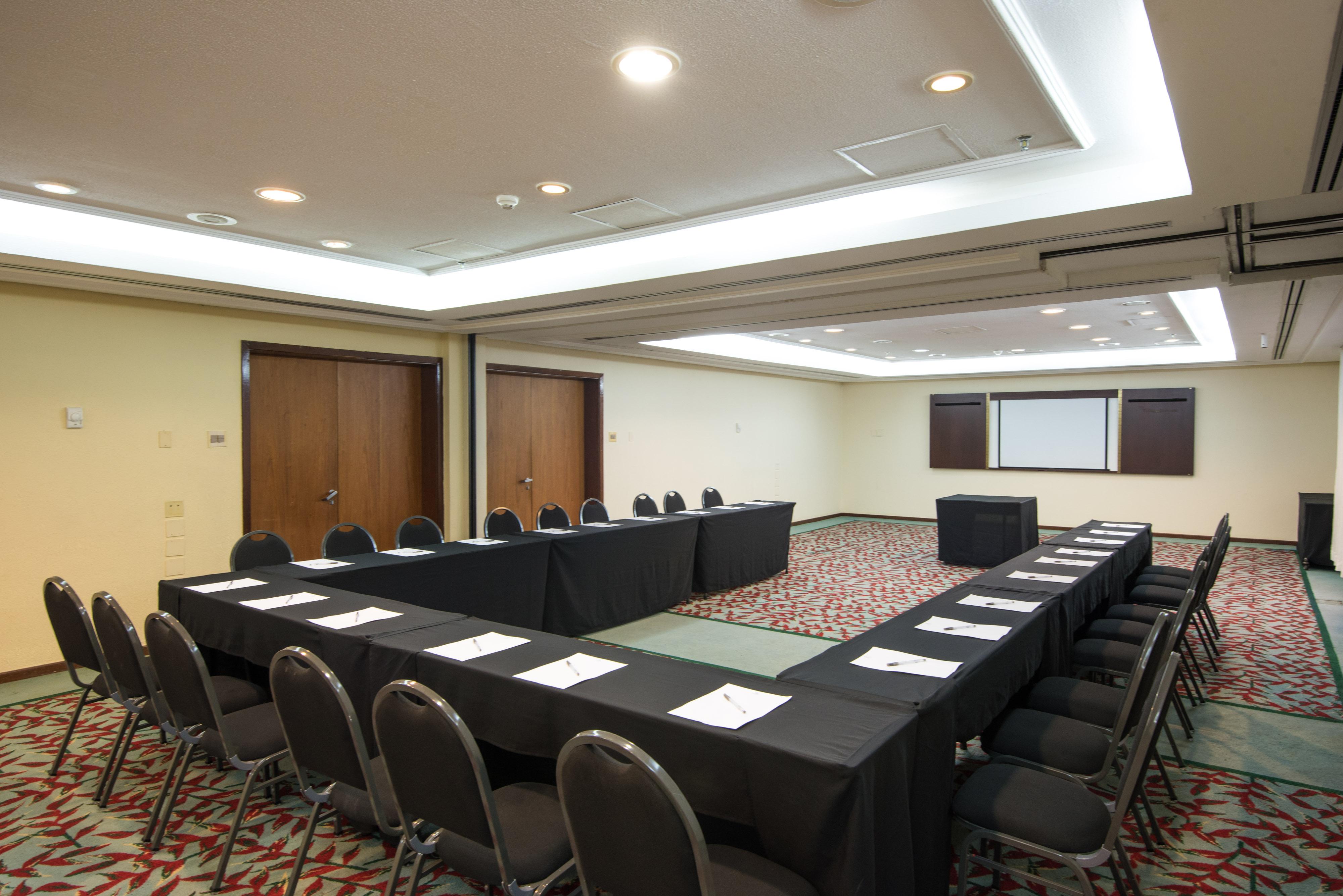 Vila Gale Cabo Кабу-ді-Санту-Агостінью Екстер'єр фото Meeting room