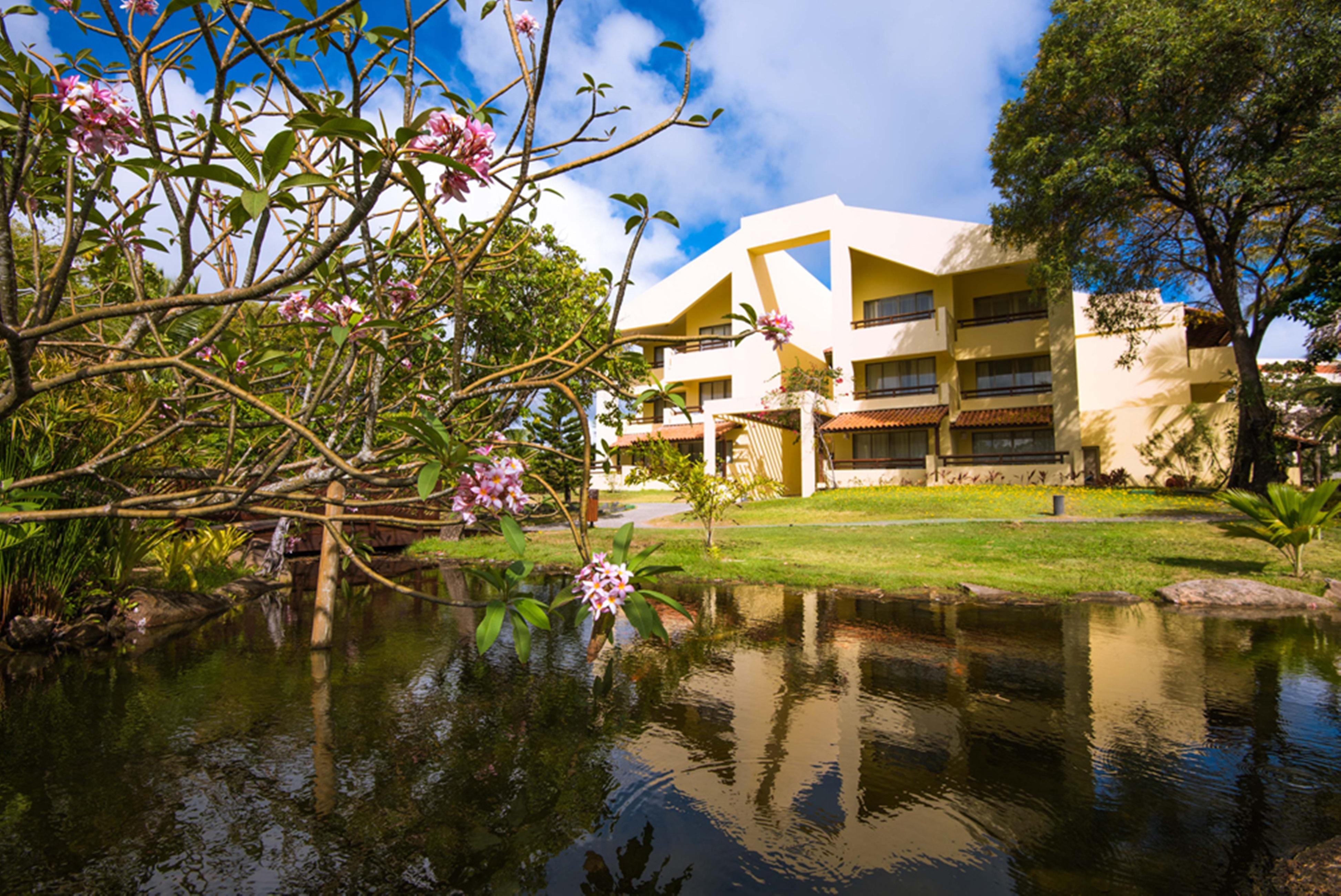 Vila Gale Cabo Кабу-ді-Санту-Агостінью Екстер'єр фото The University of the South Pacific, the largest university in the South Pacific