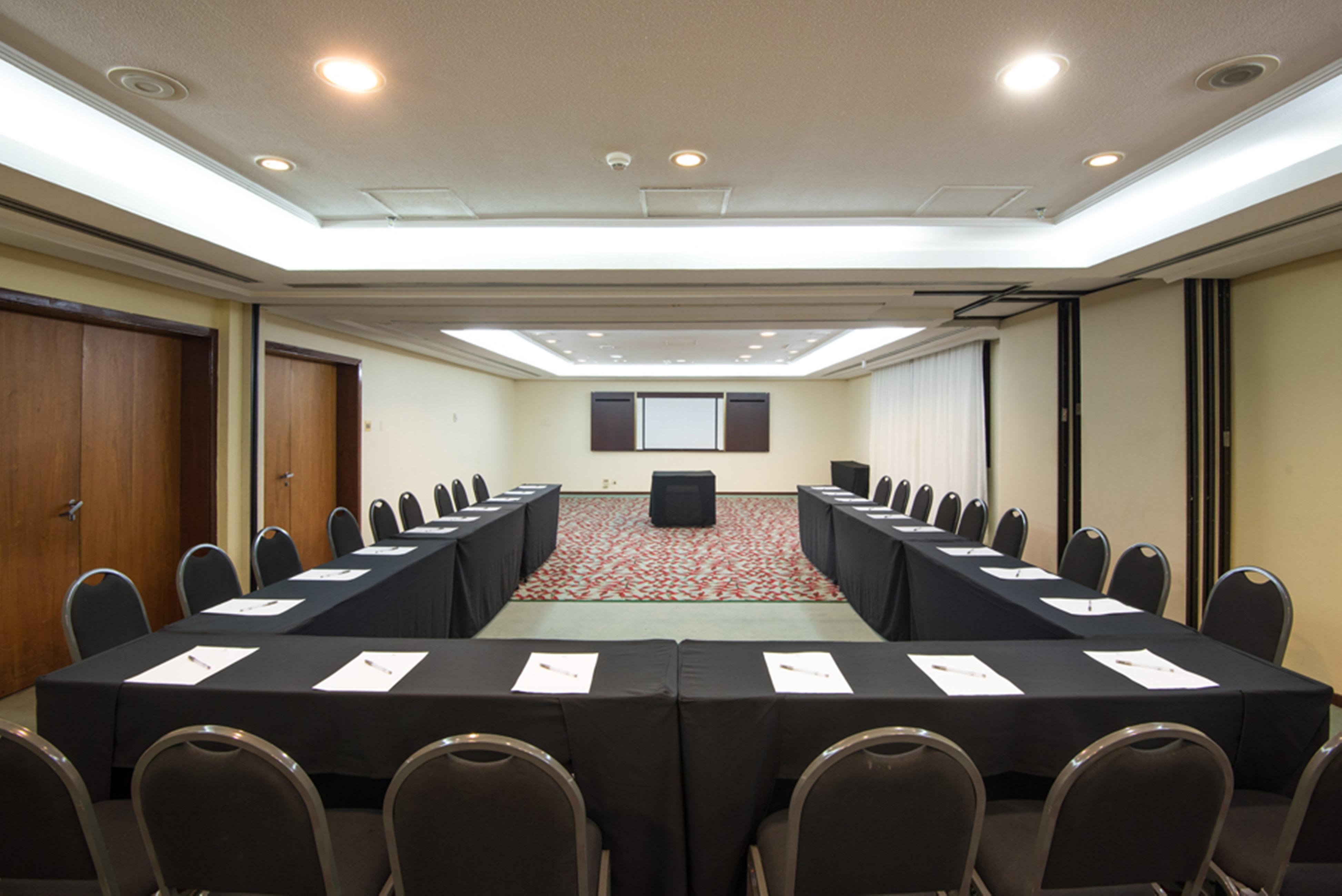 Vila Gale Cabo Кабу-ді-Санту-Агостінью Екстер'єр фото Meeting room