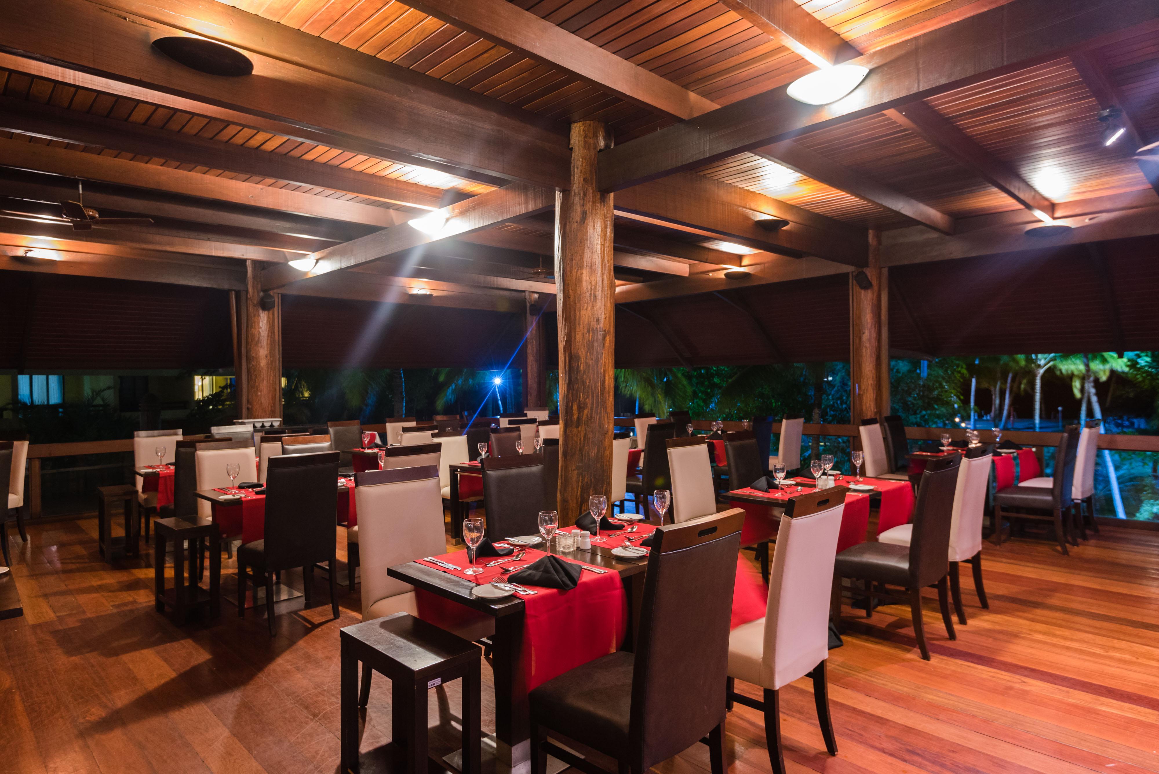 Vila Gale Cabo Кабу-ді-Санту-Агостінью Екстер'єр фото Restaurant at the resort